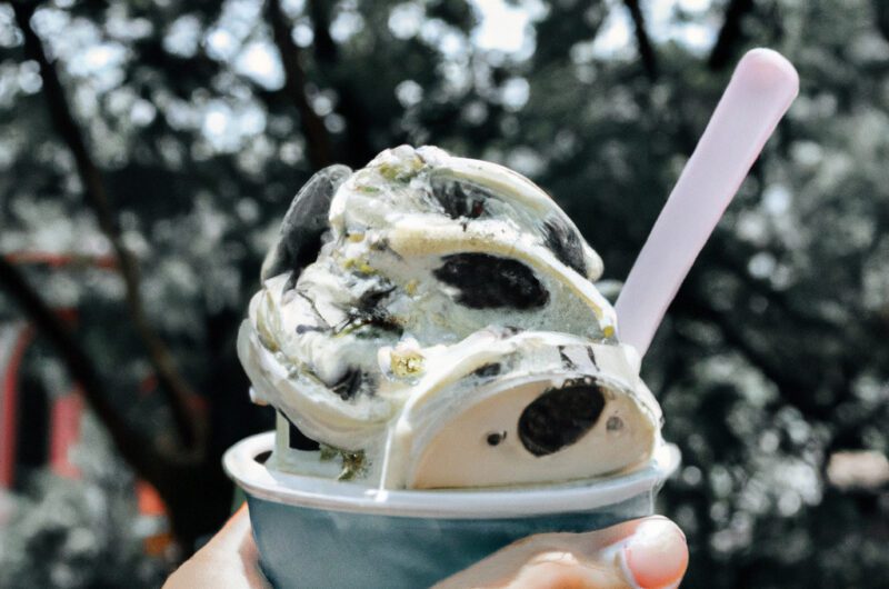 Oreo Cookie Dough Vegan Ice Cream